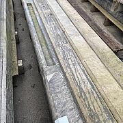 Restpartij Betonpaal glad ronde kop lange sleuven hoekpaal 10x10x275cm Antraciet - Verkleurd