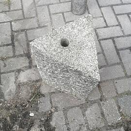 Restpartij Fontein Graniet Grijs driehoek 15x 45cm (Uitlopend) OW2019