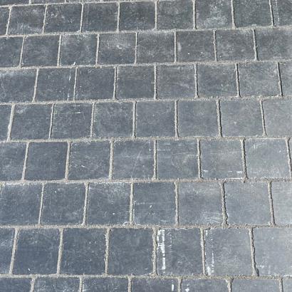 Rustic 15.5x15.5x6 cm Basalt