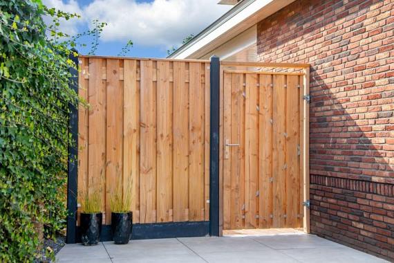 Tuindeur Privacy Douglas 100x195 cm incl rvs deurbeslag en een cilinderslot