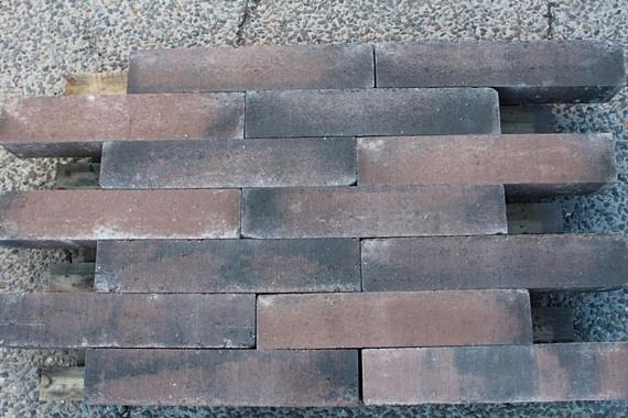 Wallblock Old 15x15x60cm Brons