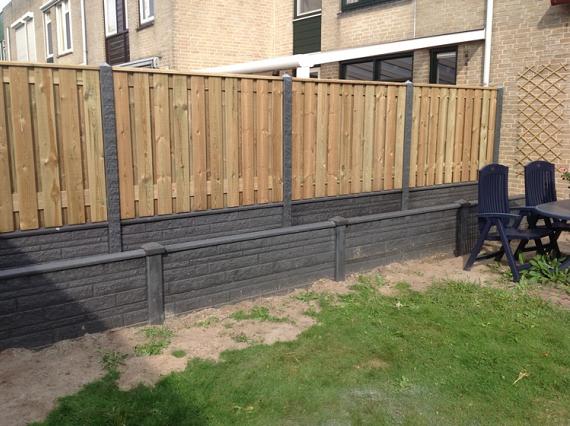Betonpaal granietmotief diamantkop lange sleuven eindpaal 10x10x275cm Antraciet