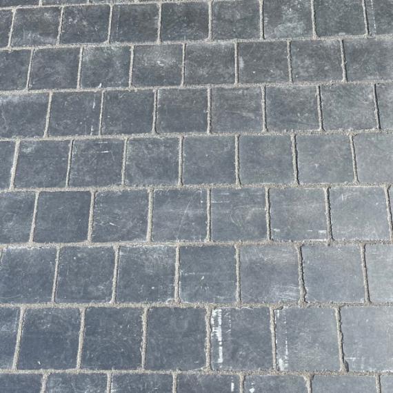 Rustic 15.5x15.5x6 cm Basalt