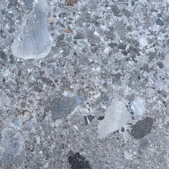 Solostone Uni Composite 70x70x3.2 cm Mixed